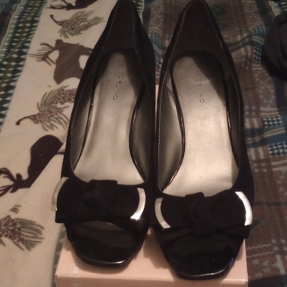 Black Peep-Toe Heels with Bow Accent
